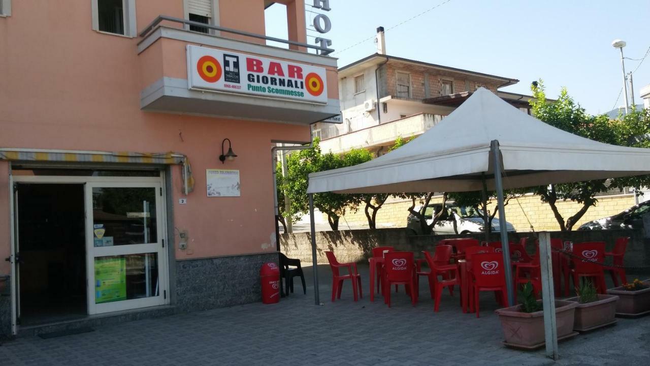 Hotel Santa Caterina Джицерия Екстериор снимка