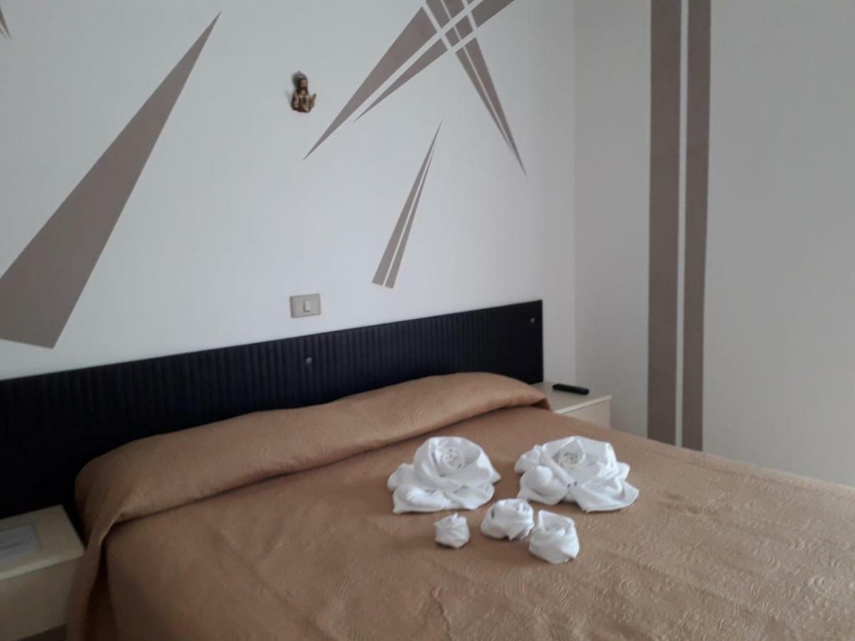 Hotel Santa Caterina Джицерия Екстериор снимка