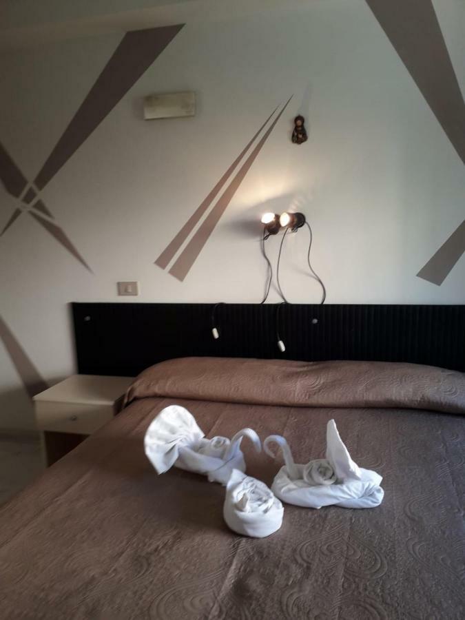 Hotel Santa Caterina Джицерия Екстериор снимка
